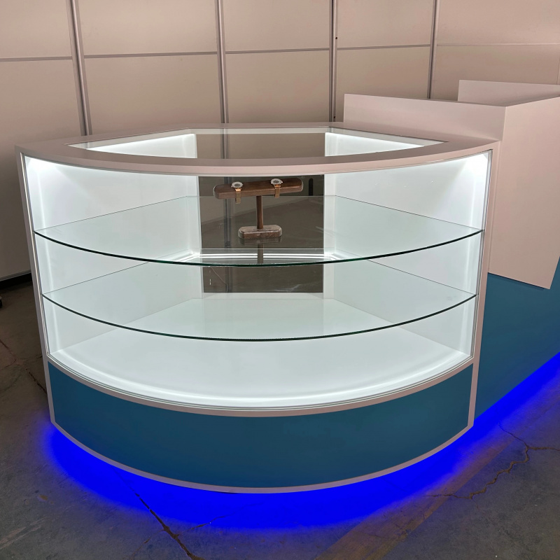 Aménagement intérieur moderne  - Phone Accessories Shop Design avis et prix